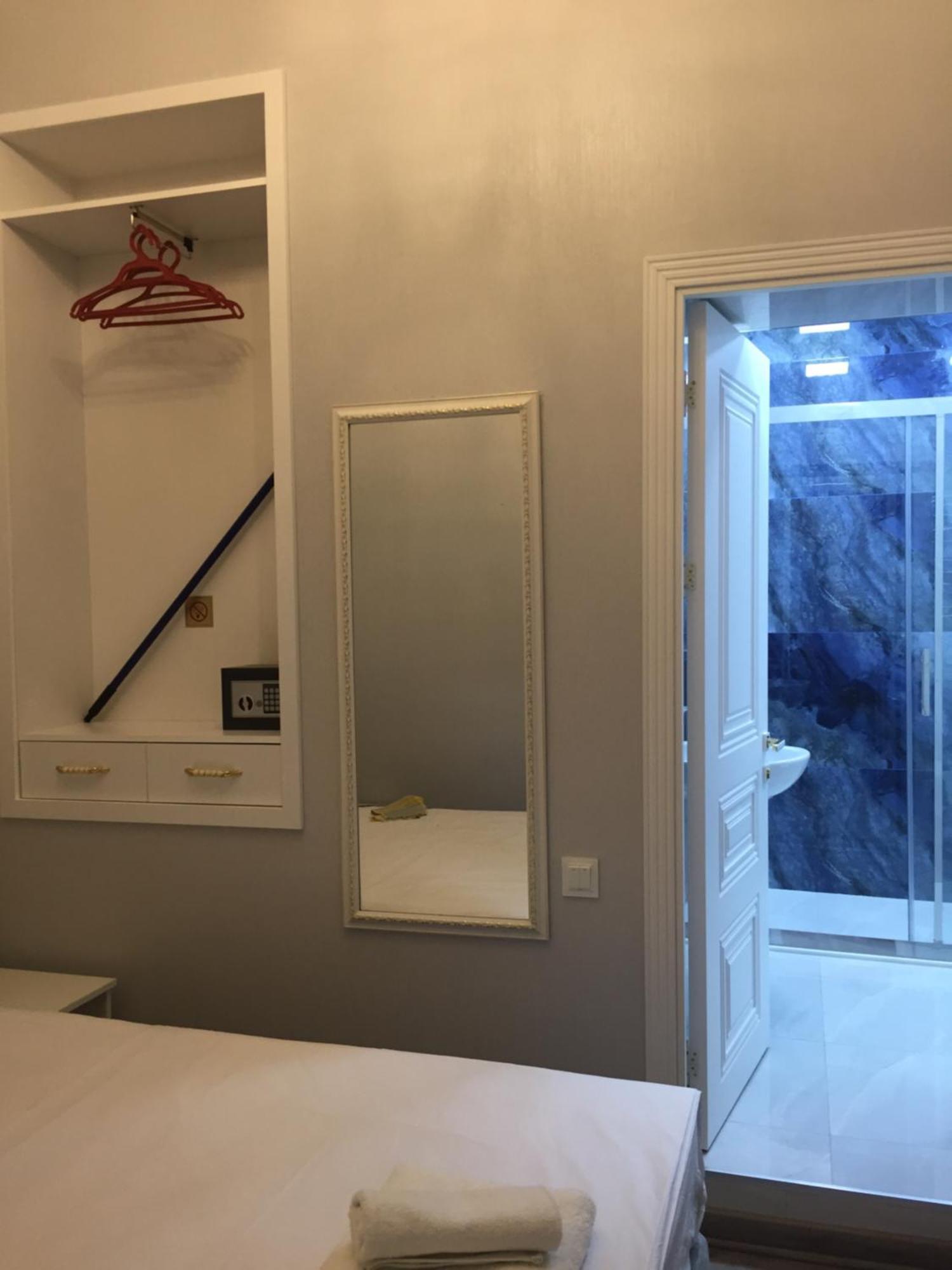 Baku Gardens Hotel Bagian luar foto